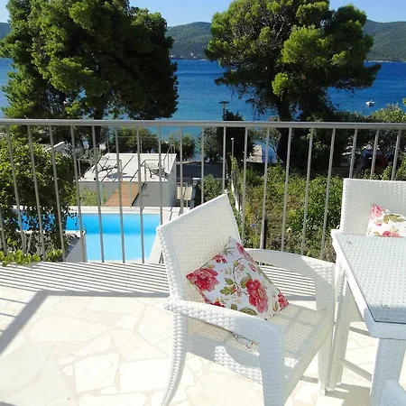 Villa Nelly